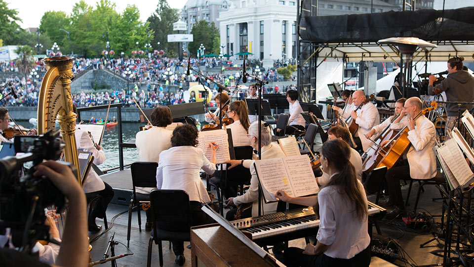 Victoria Symphony Splash