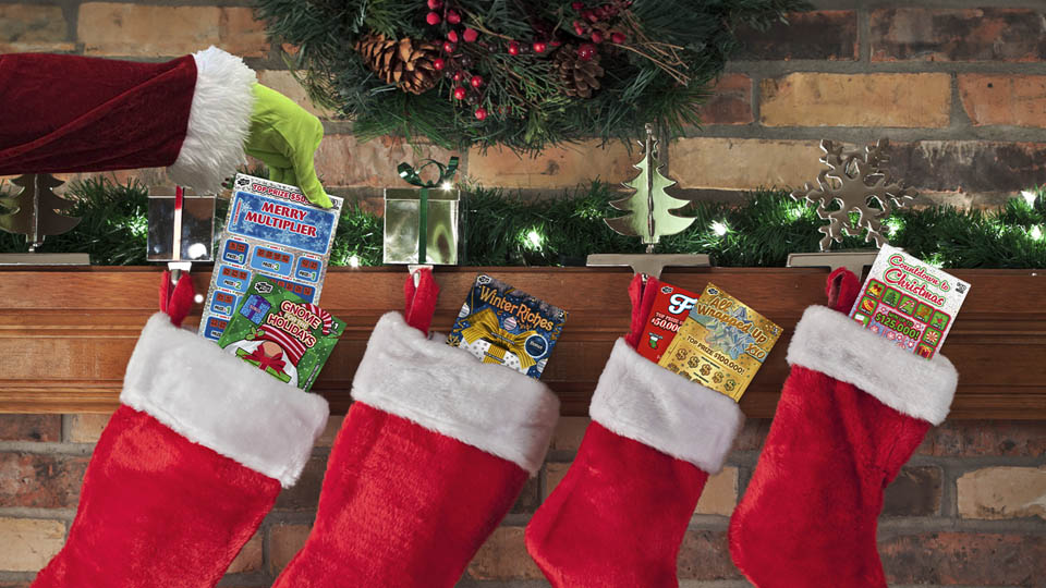 It's Okay to be a Grinch: Be #GiftSmart and Snatch Scratch & Win